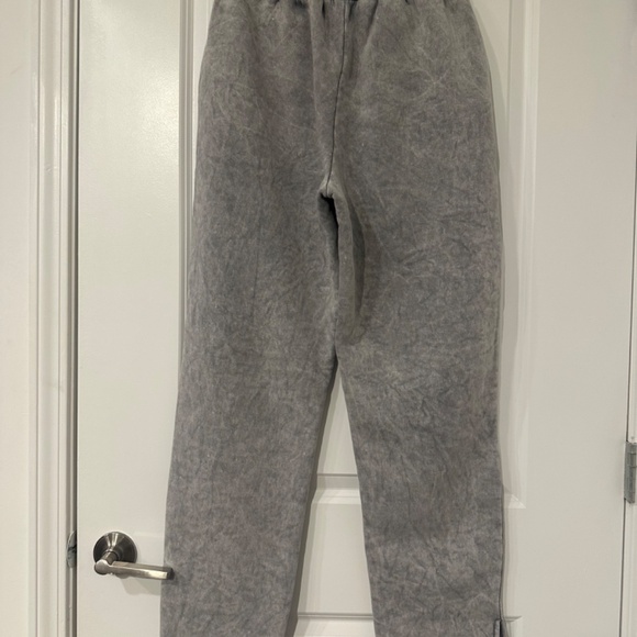 BooHoo Sweatpants - Picture 6 of 8